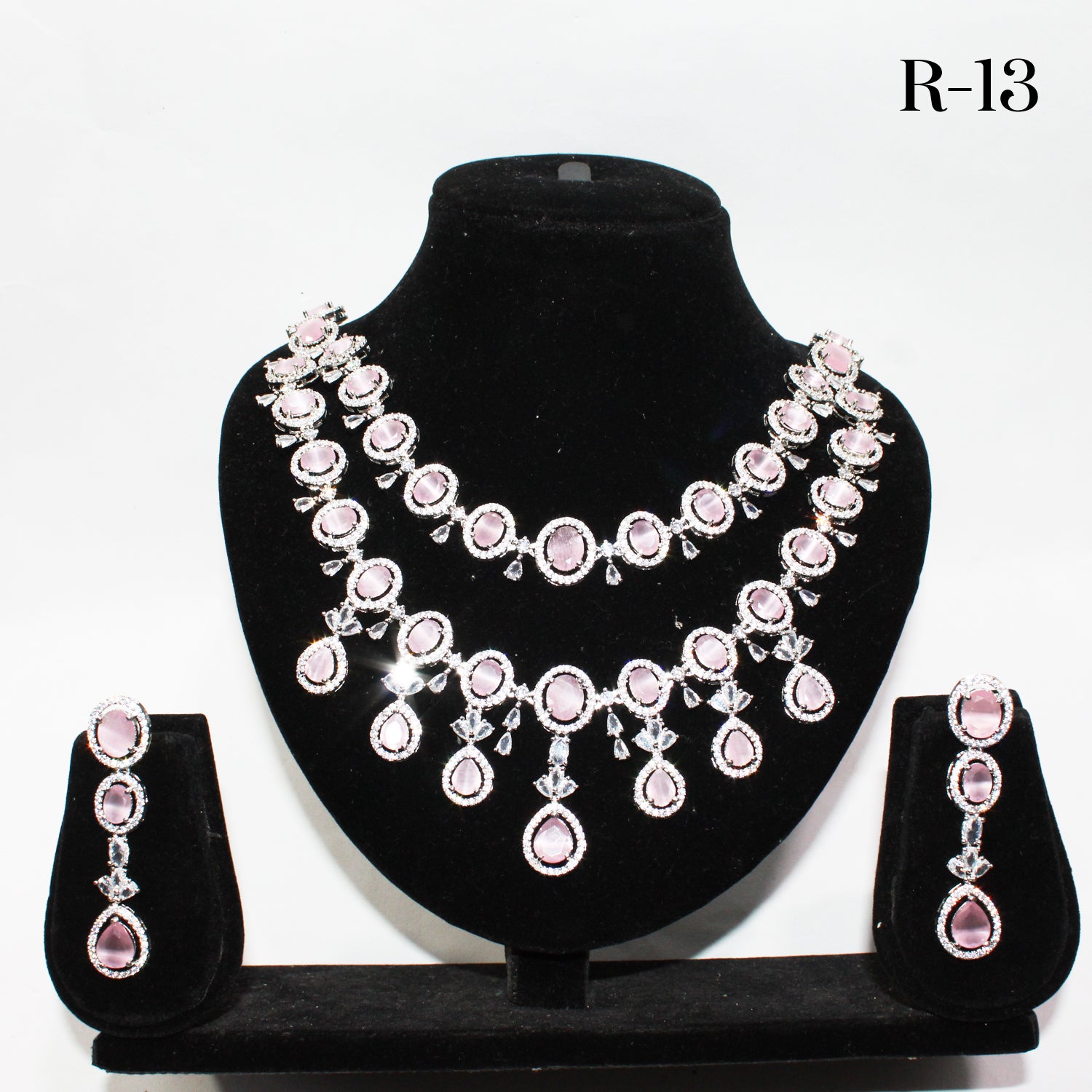NeckLes & Earrings -R13