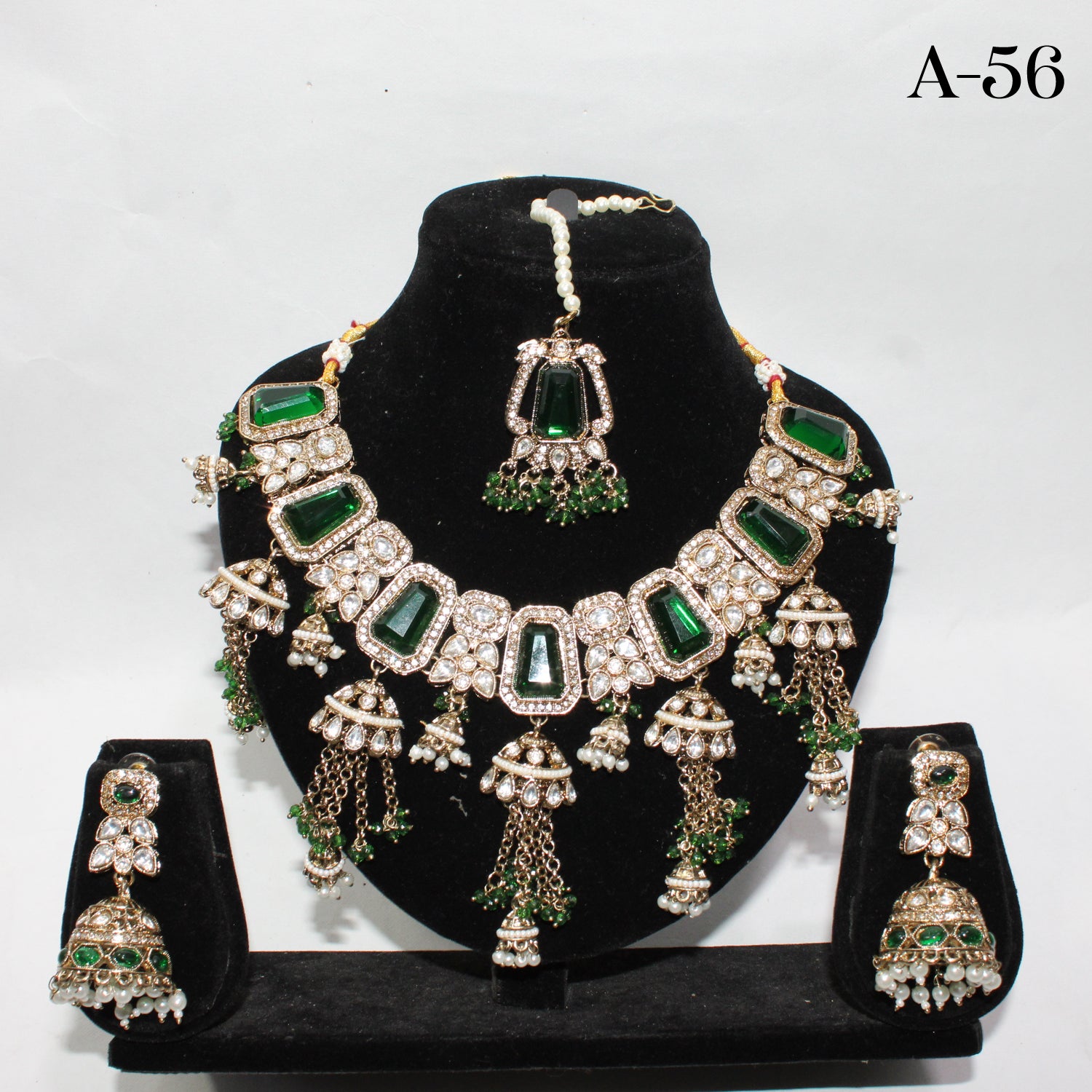 Neckles & Earrings - A56