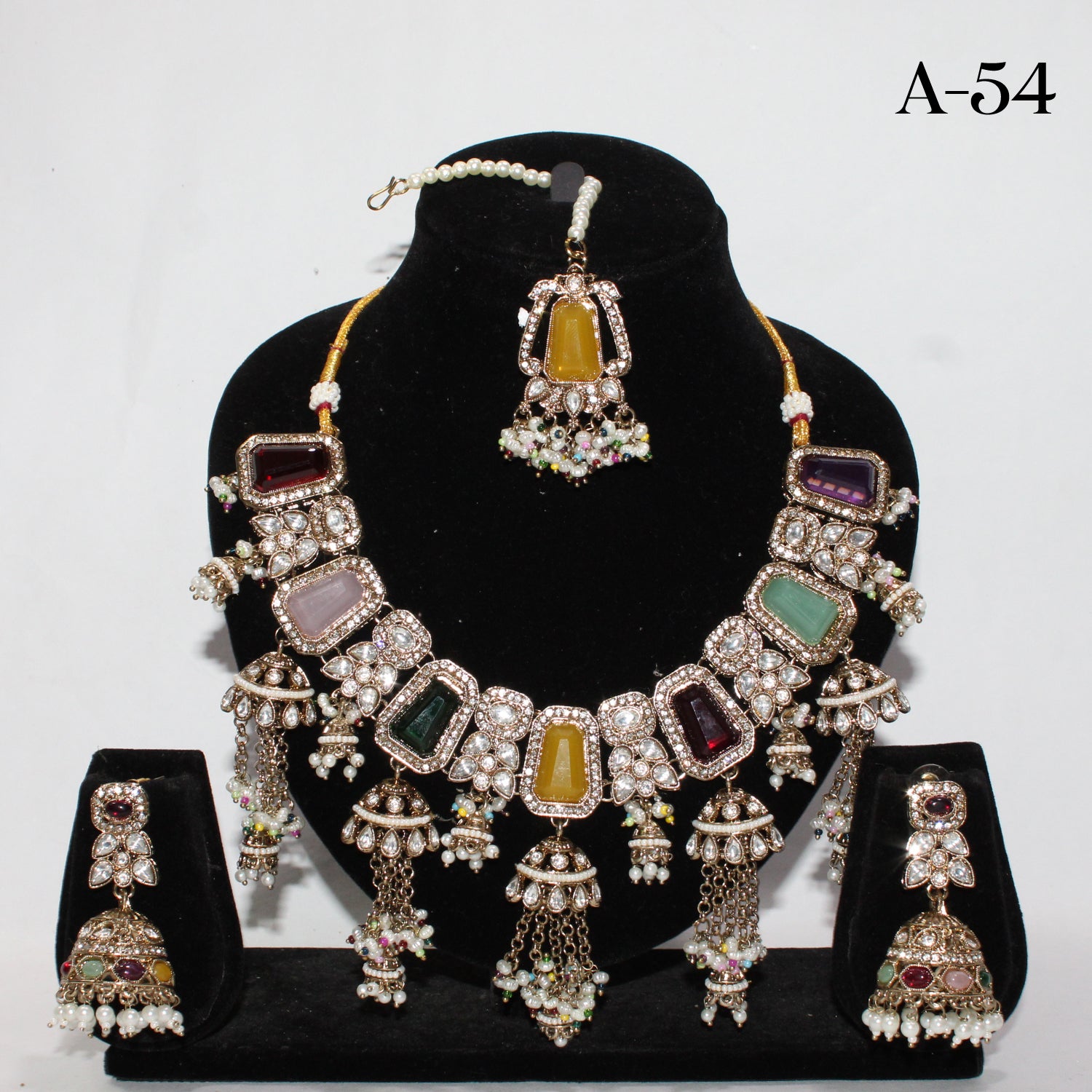 Neckles & Earrings - A54