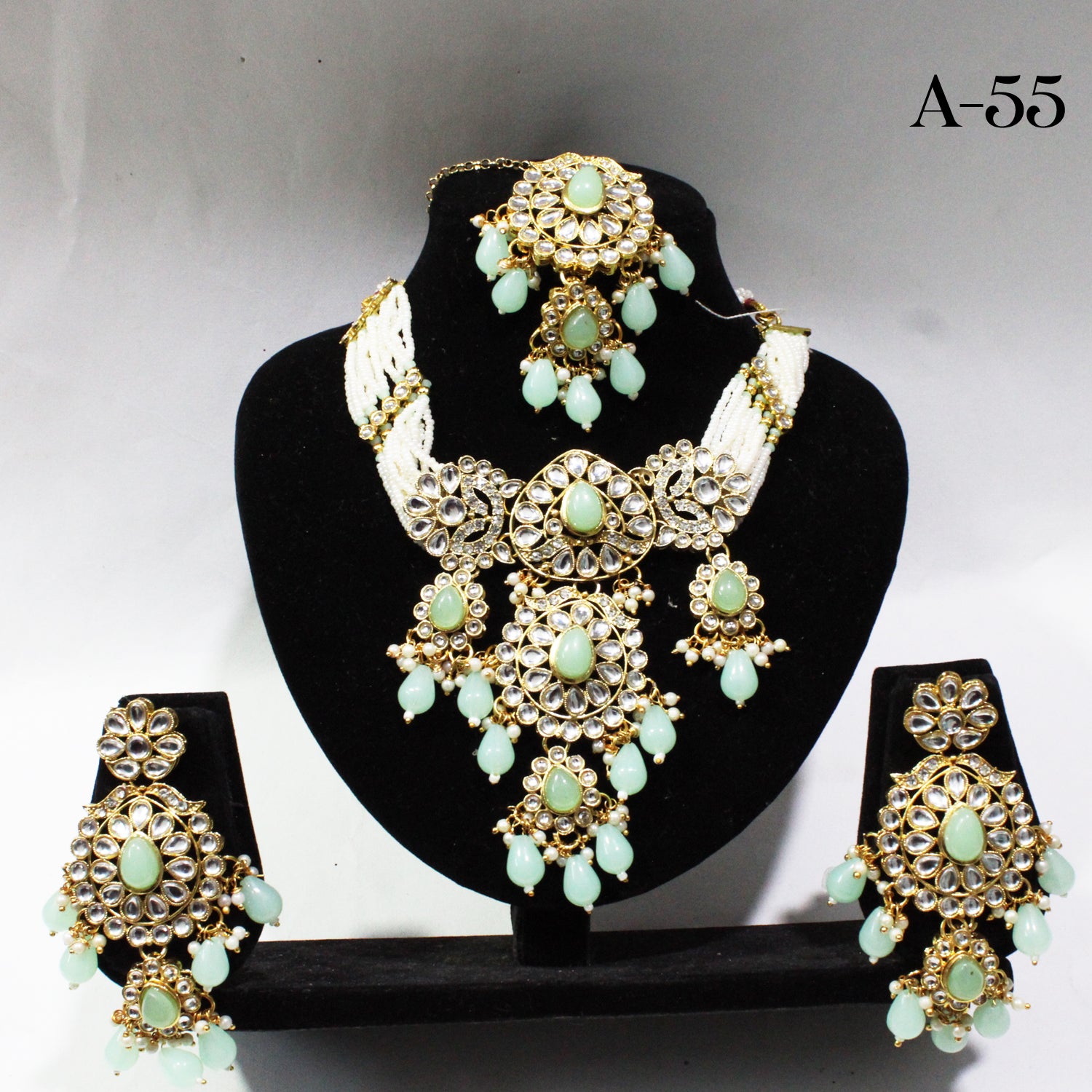 Neckles & Earrings - A55