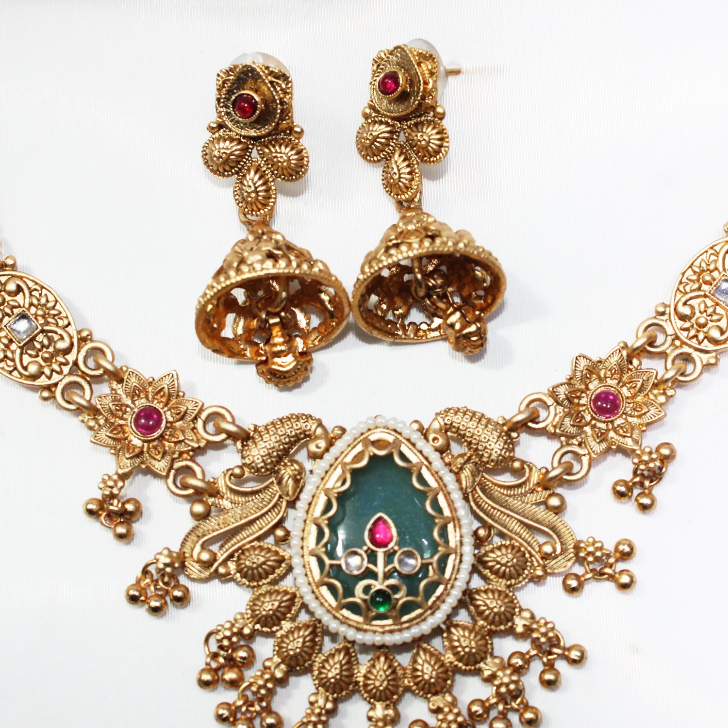 Neckles & Earrings -A98