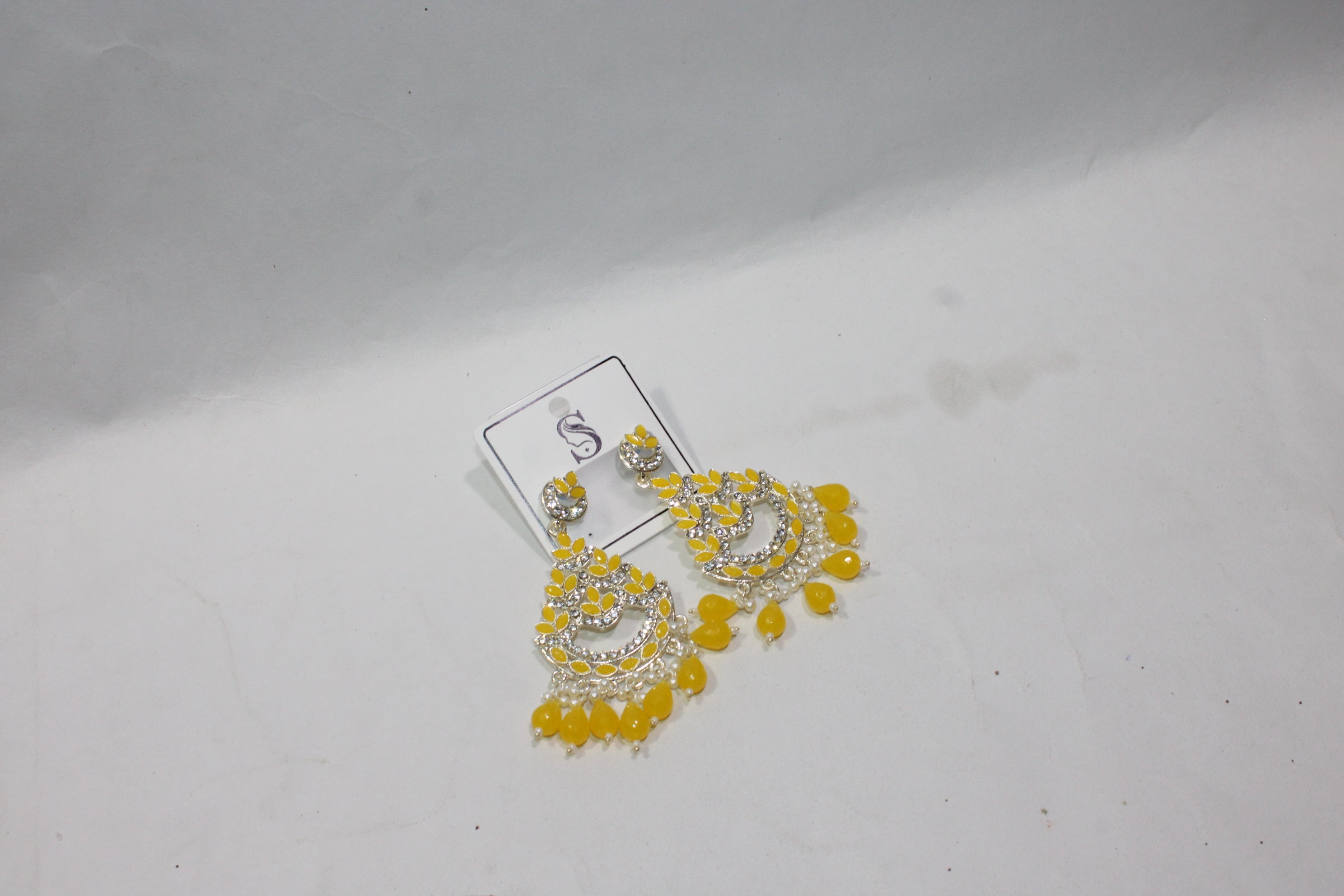 Earrings - H -57