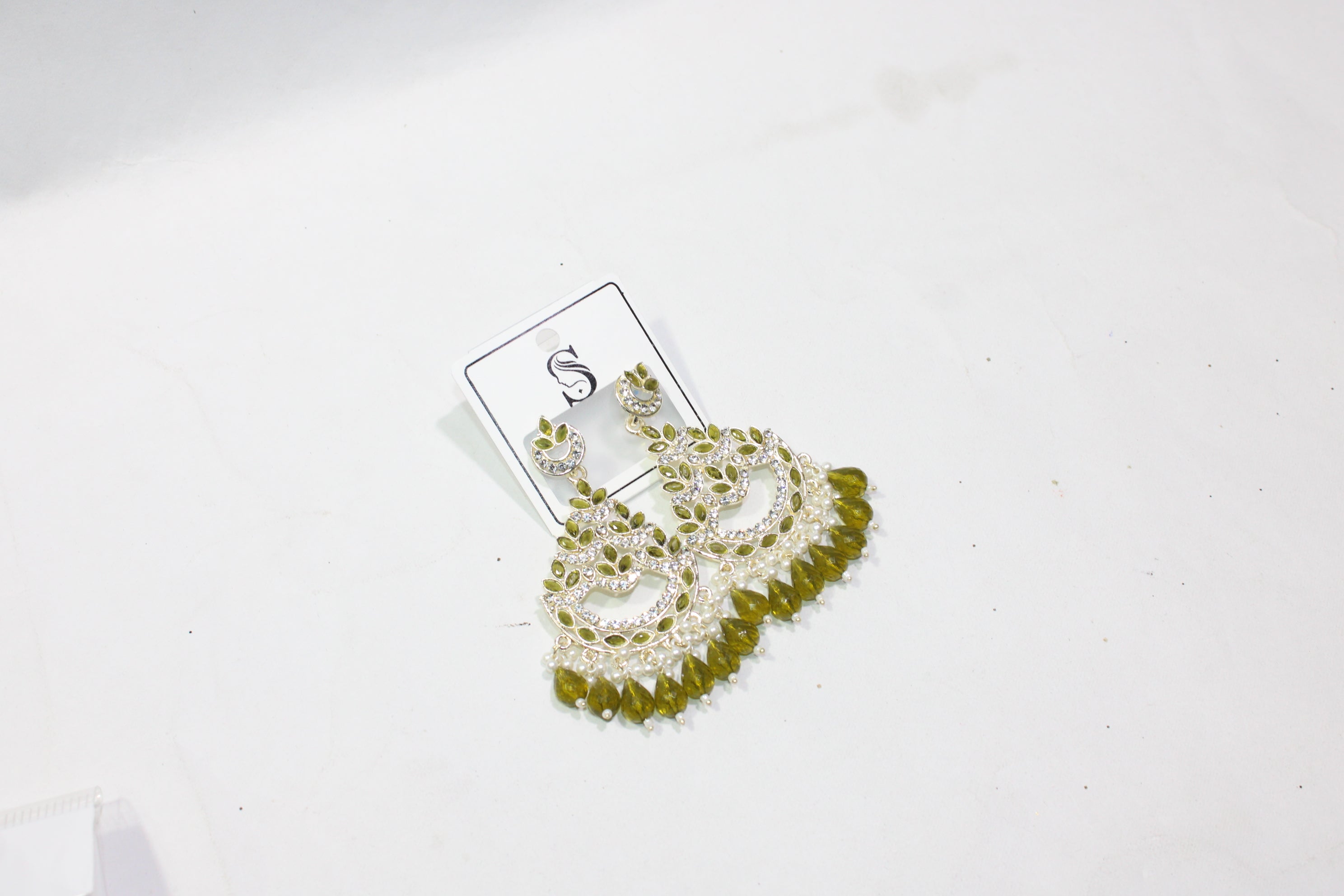 Earrings - H -57