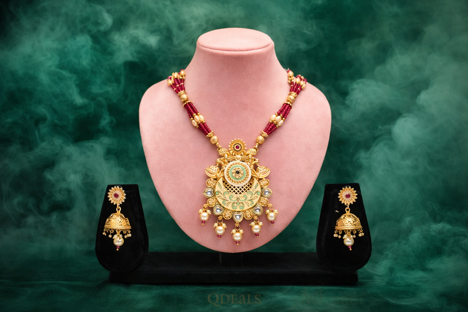 Neckles- A-38