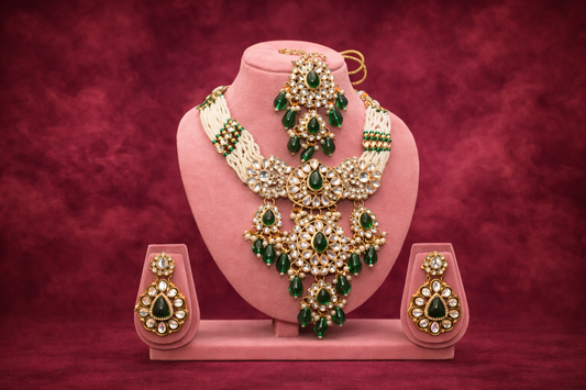 Neckles-A-59