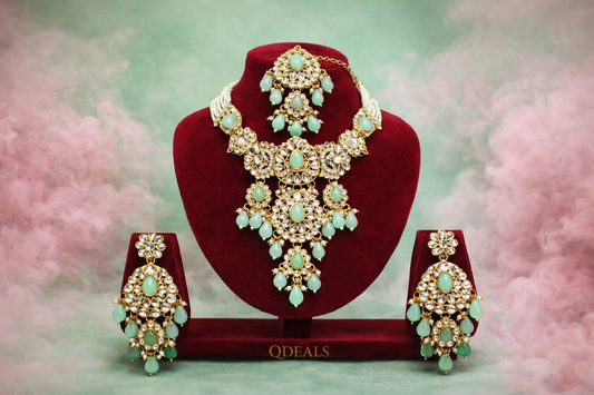 Neckles-A-62