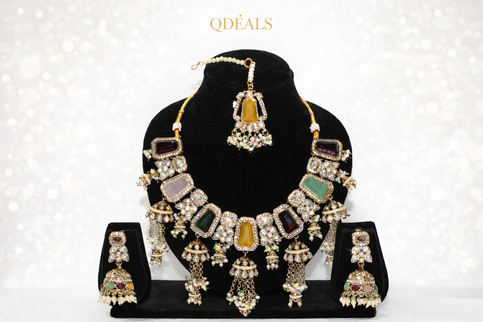 Neckles & Earrings - A54