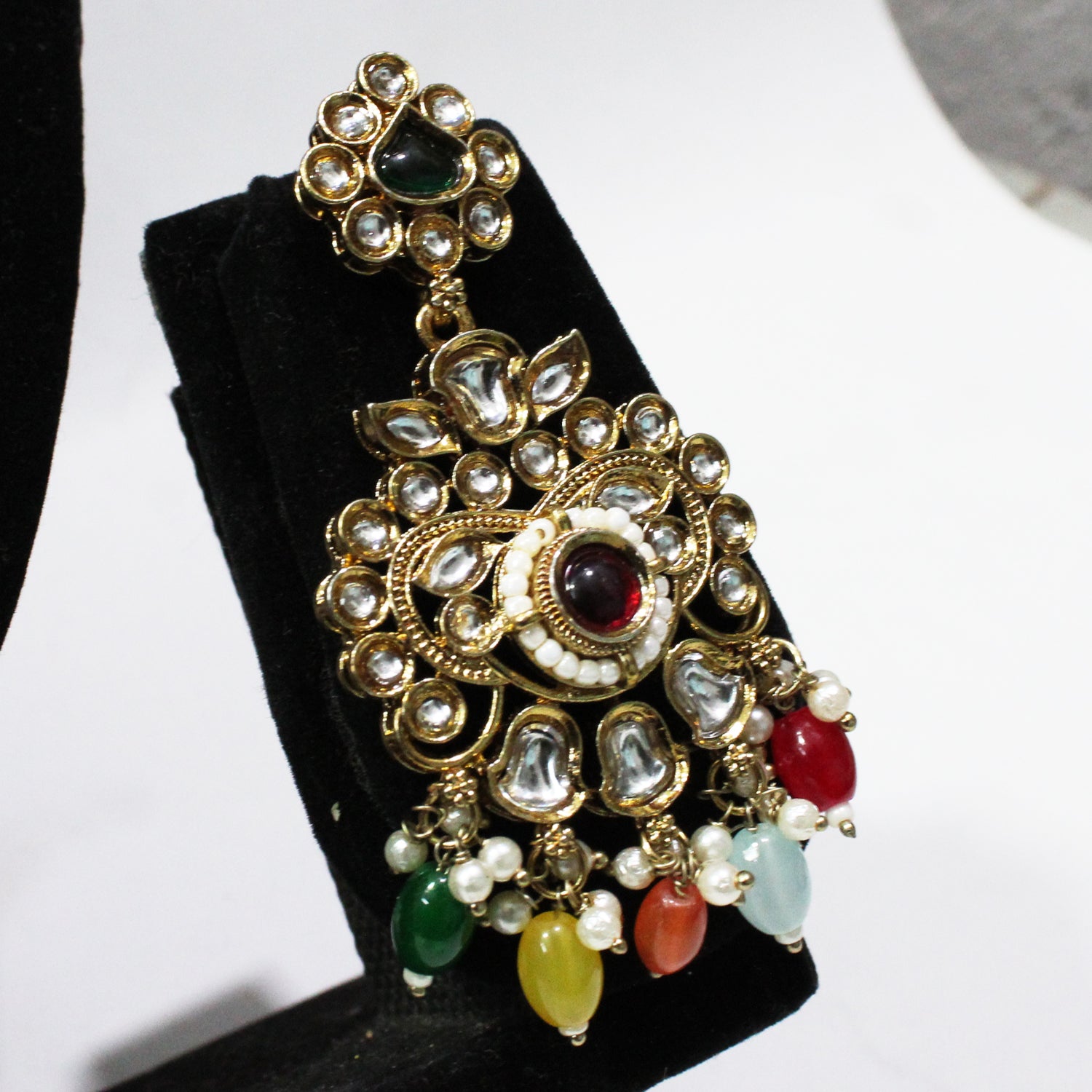 Neckles & Earrings - A44
