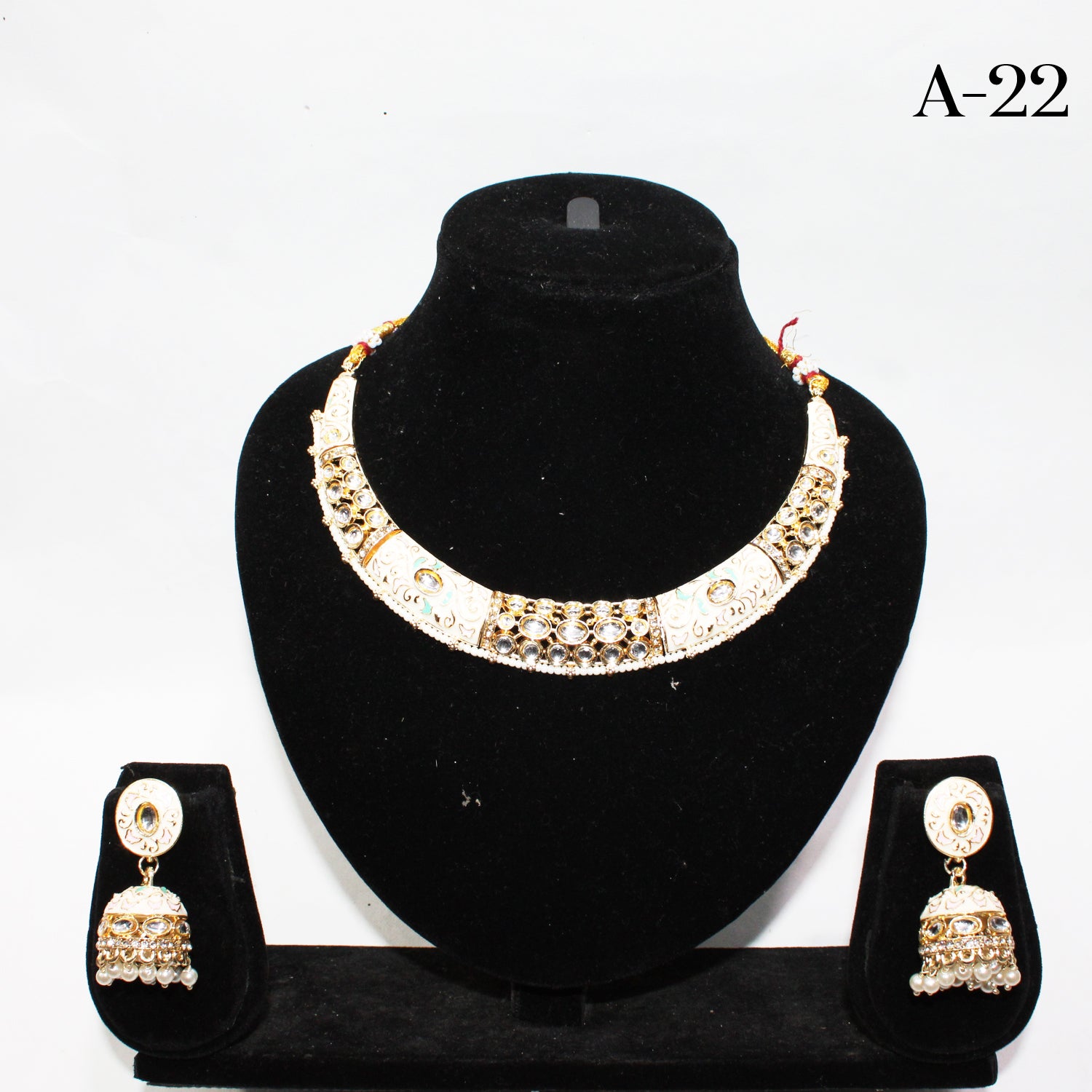 Neckles & Earrings - A22