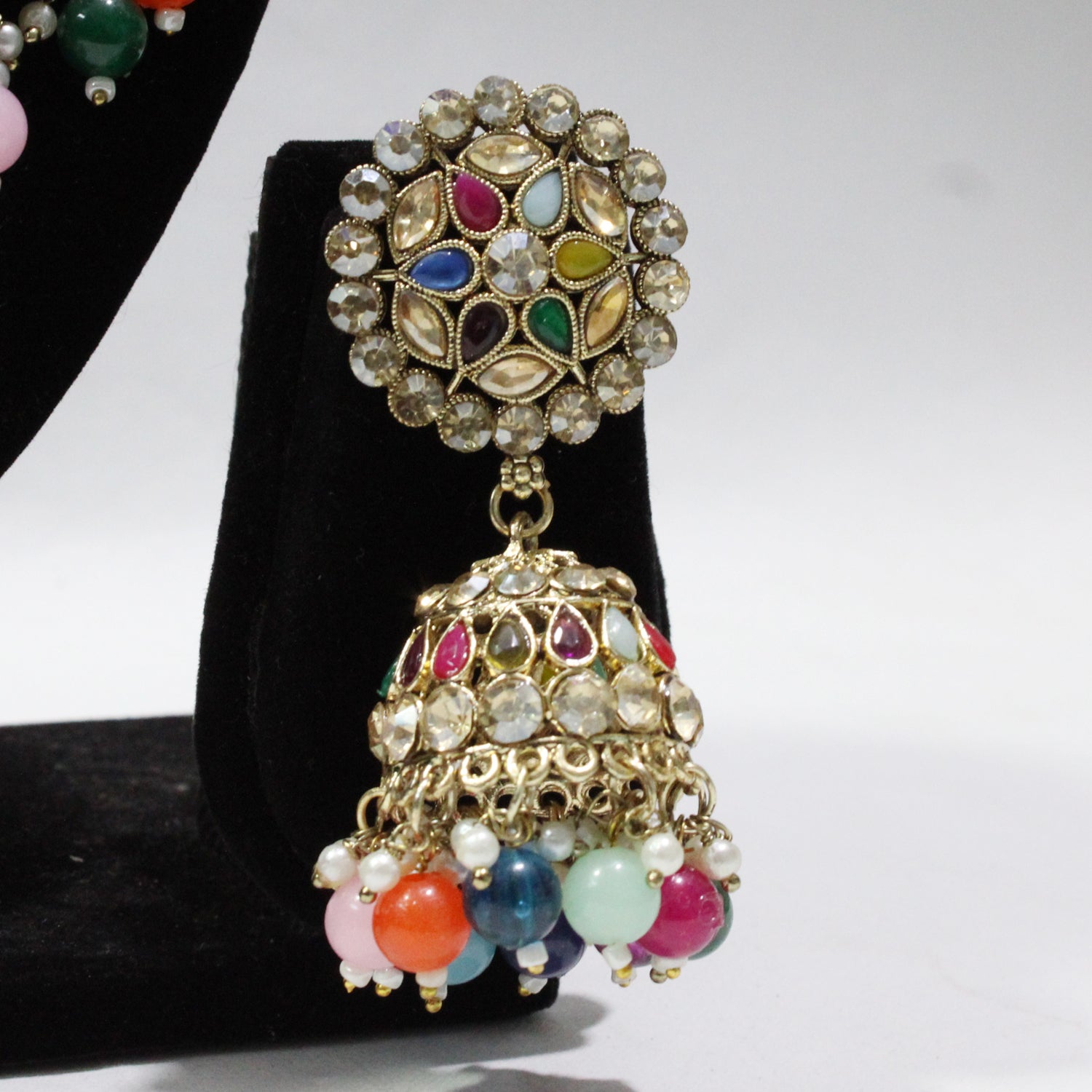 Neckles & Earrings - A -90