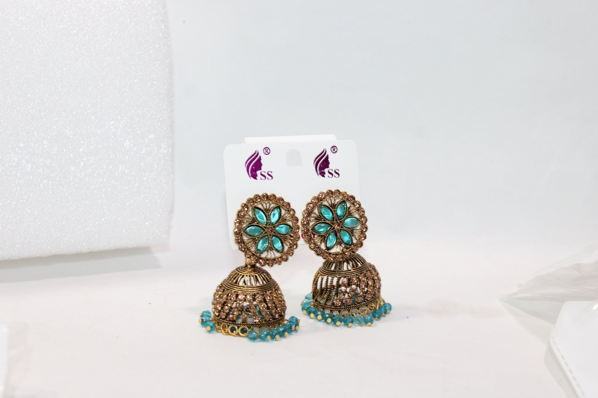 Earrings - R-50-C