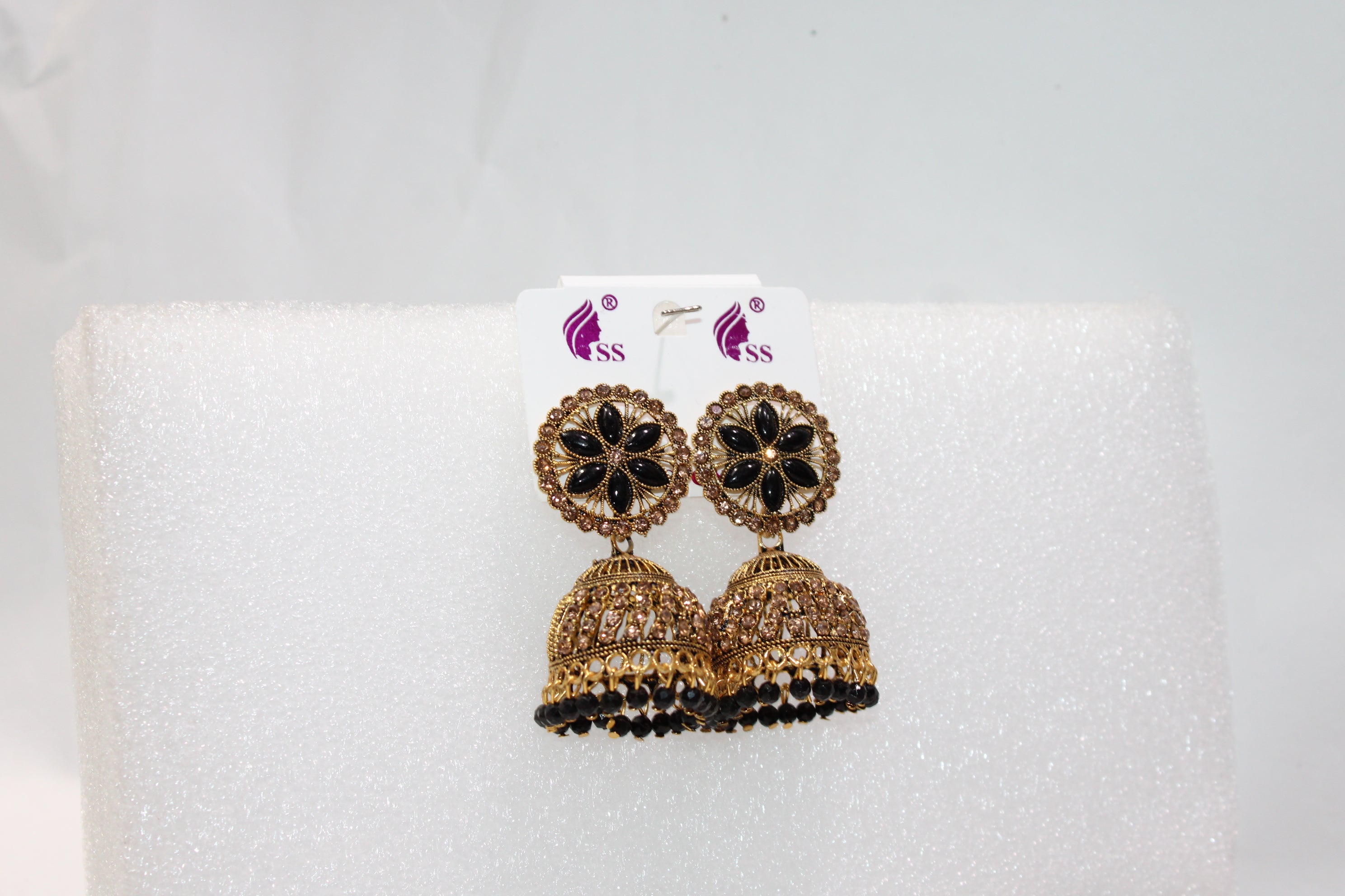 Earrings - R-50