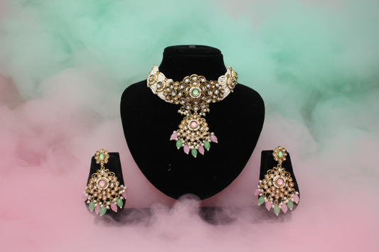 Neckles- A-42